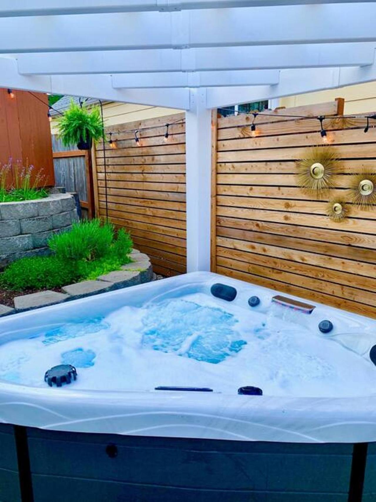 Private New Garden Apartment W Hot Tub Camas Kültér fotó
